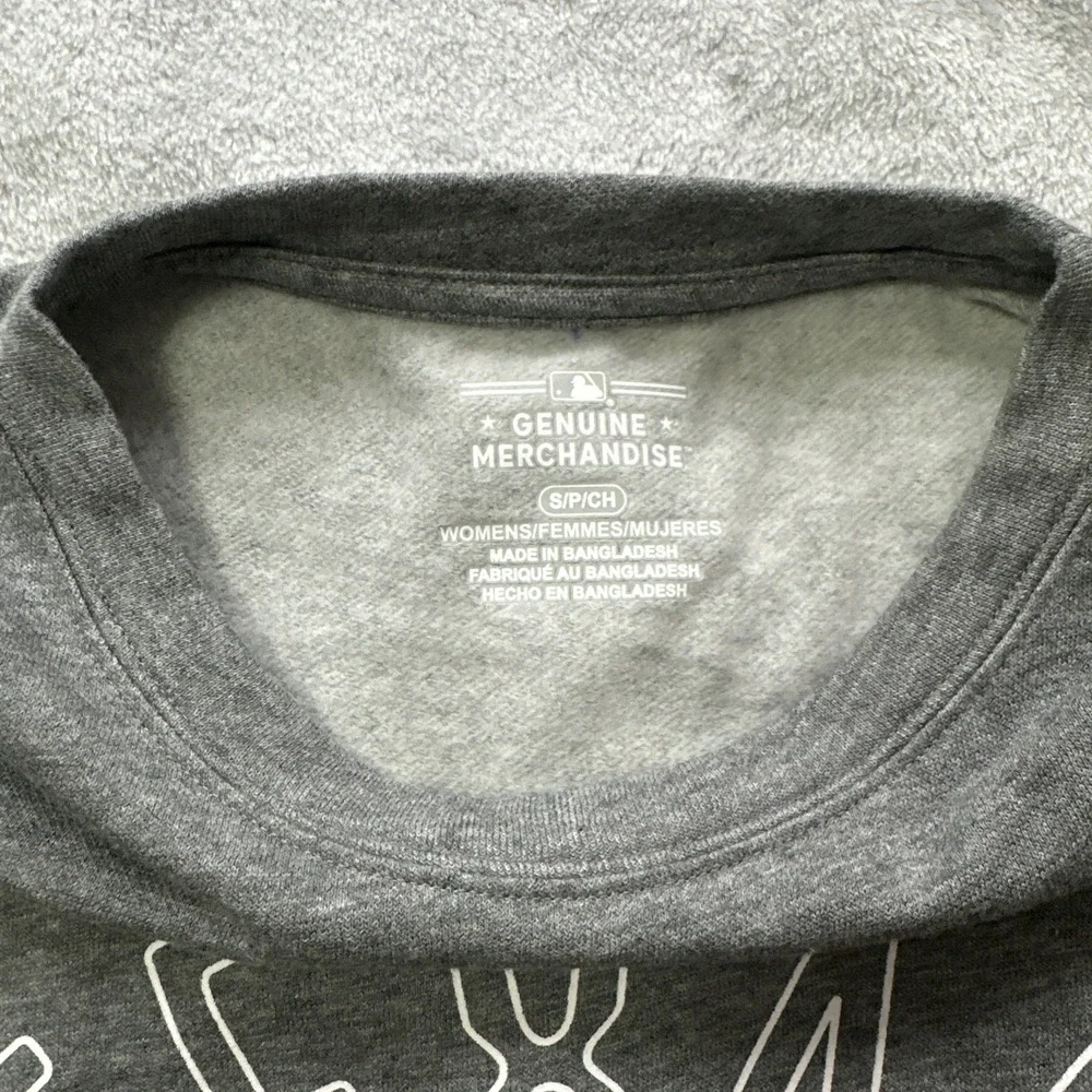 NWT Ladies‎ Texas Rangers Top Sweat Shirt MLB Gray Women's Small Soft Fleece - Picture 4 of 11